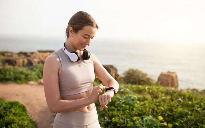 How to Use Wellness Technology to Track and Improve Your Health: